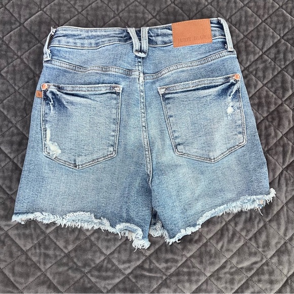 Judy Blue Shorts Women Small Cut Off Jean Button Fly Medium Wash Stretch Fitted - Picture 2 of 8